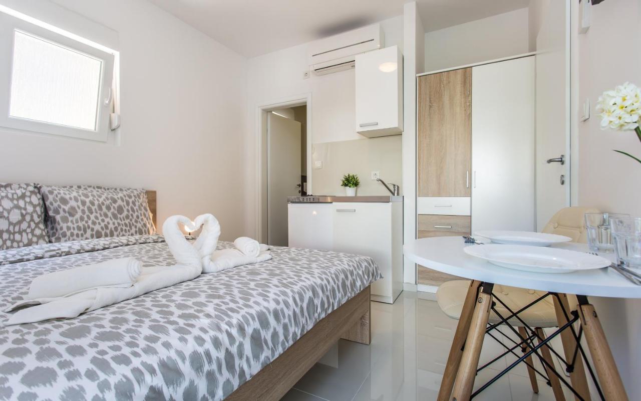 Apartments With A Parking Space Baska, Krk - 18808 Ngoại thất bức ảnh