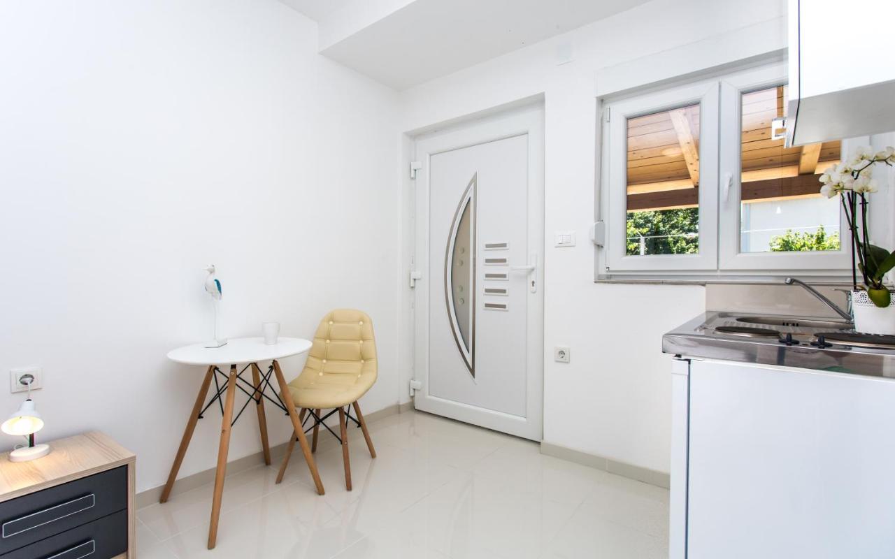 Apartments With A Parking Space Baska, Krk - 18808 Ngoại thất bức ảnh
